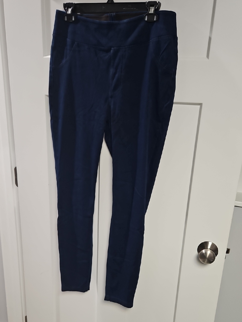 Navy Ponte Skinny Pants